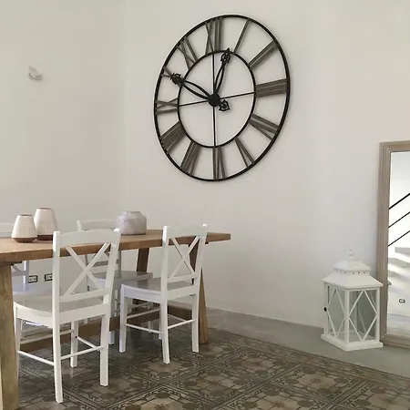 Mandralisca Garden *