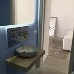 Mandralisca Garden Διαμέρισμα *