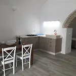 Διαμέρισμα Mandralisca Garden *